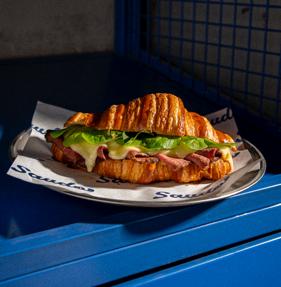 Roasty croissant