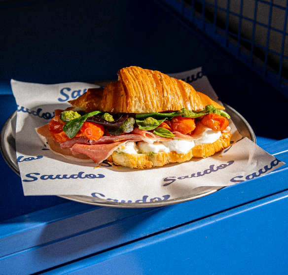 Prosciutto croissant